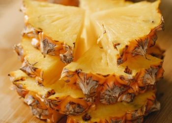 Mẹo giữ răng khỏe cho người hay ăn đồ chua