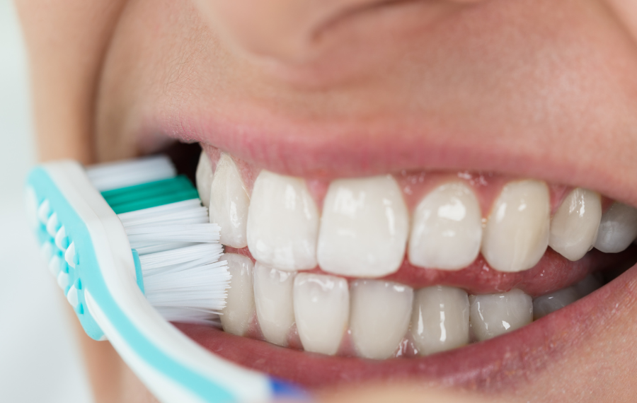 Mẹo giữ răng khỏe cho người làm việc ca đêm